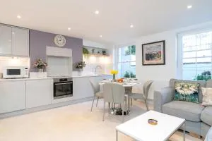 Stunning 2 Bed Basement Flat in the Heart of Cheltenham! - 安多弗斯福德
