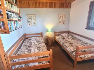 Chalets Chalet Saint-Michel-de-Chaillol, 5 pieces, 9 personnes - FR-1-393-143 : photos des chambres