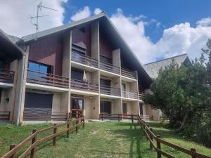 Studio 46 pers., Chaillol 1600, proche skirando, balcon SO, TV, lave-vaisselle, animaux ok. - FR-1-393-66