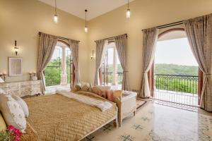 LohonoStays Sacri Borod Hill 7