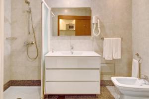 Dfm Happy Days F - Funchal