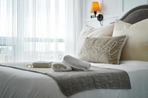 The Splendid - Luxury 1BR Uptown Toronto