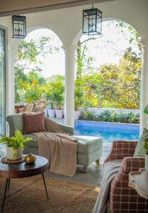 LohonoStays Colina Villa C