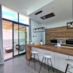 Stunning villa in Benalmádena with amazing views, pool and large gym