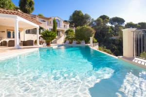 Villas L35 Villa Colomars sea view swimming pool, terrace&BBQ : photos des chambres