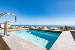 Luxury Studio with Ocean Views and Rooftop Pool