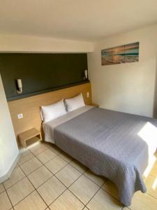 Hotels Confort Hotel : Chambre Double