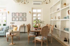 LohonoStays Colina Villa H