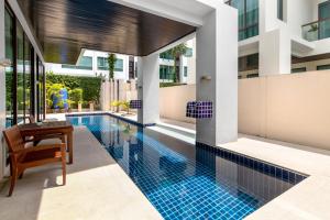 【超值】2卧室别墅【宽敞舒适】13米长私家泳池，配套齐全出行方便700米到kamala海滩