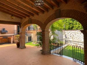 Linda Villa al lado del Club de Tenis