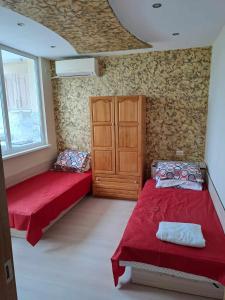 Луксозен апартамент с гледка към парк и център