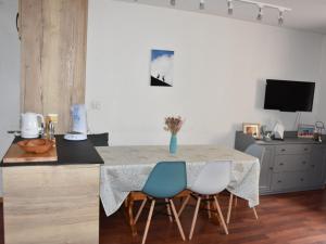 Appartements Appartement 3 pieces en plein centre, proche commerces et telepherique, ideal famille ! - FR-1-464-126 : photos des chambres