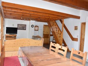 Charmant duplex avec grande terrasse au cœur de Champagny-en-Vanoise - FR-1-464-38
