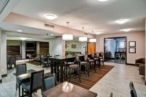 Hampton Inn State College