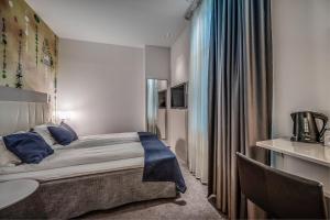 Compact Single room in Quality Hotel Waterfront