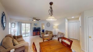 Relaxing 2 Bedroom Villa True Blue Pawleys Island