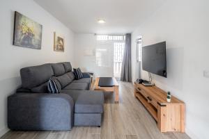 Las Rosas Sunset Apartment