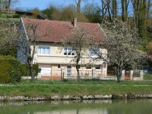 Maisons de vacances Gite Vilosnes-Haraumont, 2 pieces, 2 personnes - FR-1-585-81 : photos des chambres