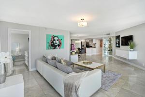 Pisces Dream - Direct water views!