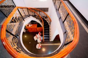 East Gate 8-9 Batticaloa