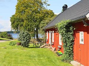 4 person holiday home in UNNARYD-By Traum