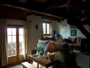 Chalets Chalet 5 chambres, 9 pers, wifi, 1 animal, non fumeur - FR-1-733-144 : photos des chambres