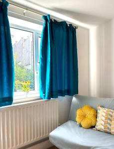 Langdale House 5 bedroom 7 beds 3 bathrooms