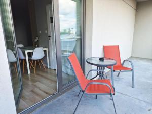 Urban Jungle - Space Apartment