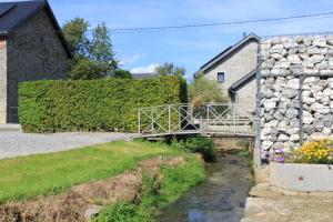 Le Grenier de la Floye - Gîte Coquelicot