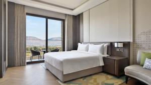 JW Marriott Hotel Bengaluru Prestige Golfshire Resort & Spa