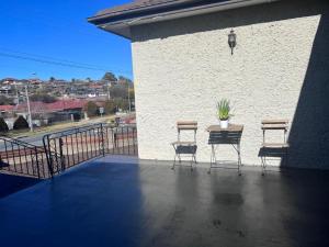 Twin Room -2single beds in share house in Queanbeyan & Canberra