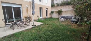 Appartements Appartment avec jardin chez Charlene 3 Lucs Valentine Marseille : Appartement 2 Chambres