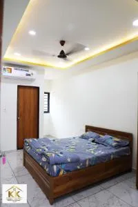 KK Luxurious Home Stay - Garudeshwar