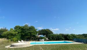 Maisons de vacances Peaceful gite with stunning pool near market town : photos des chambres