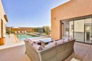 Villa Sakina, piscine Chauffée, ping-pong, cuisinière