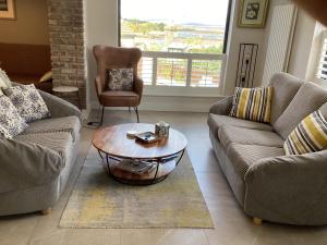 Roundstone Retreats Roundstone harbour lights