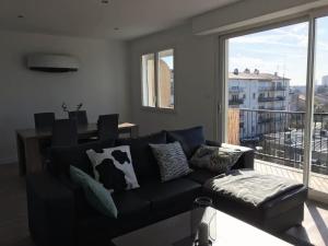 Appartements Superbe appartement proche Bordeaux pied du tram : photos des chambres