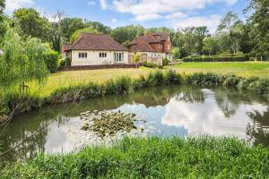 Woodland Cottage by inspirestays-com