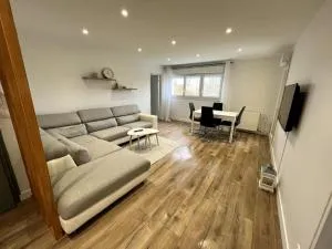 Hana Home Mantes-la-jolie 6 personnes Parking public gratuit Business&Family - Soindres