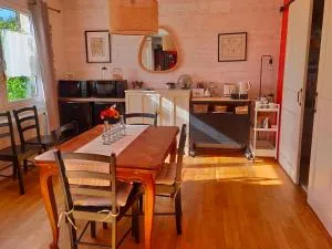 Chambres d'hôtes Avel Glaz - gîte d'étape pour randonneurs à pied et à vélo - 圣马丁德斯查