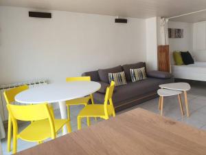 Appartements logement Amboise centre avec terrasse privee : photos des chambres