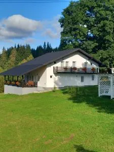 Casa Stejarului - Crucea