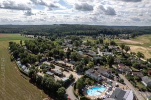 Campings Domaine Les Nids du Lac : photos des chambres