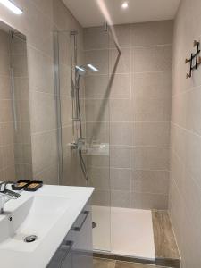 Gite les Combes Bellevue à Etrez, Appartement à la campagne