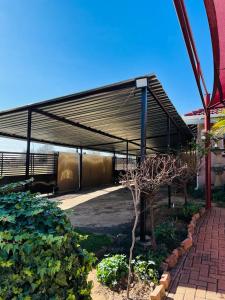 EXCLUSIVE GUEST HOUSE