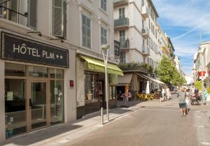 Hotels Hotel P.L.M. : photos des chambres