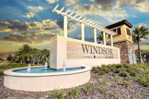 The Happy Place! - Upgraded Fun Windsor Home