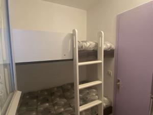 Appartements Appartement Luz-Saint-Sauveur, 2 pieces, 4 personnes - FR-1-402-134 : photos des chambres