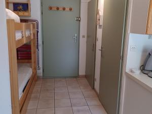 Appartements Studio Chatel, 1 piece, 4 personnes - FR-1-693-101 : photos des chambres