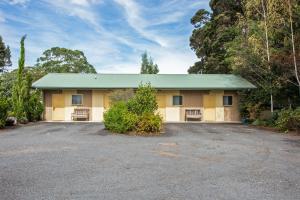 Motel Strahan